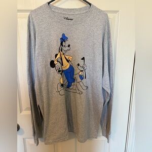 🔴Disney Heather Gray Cotton Blend Top